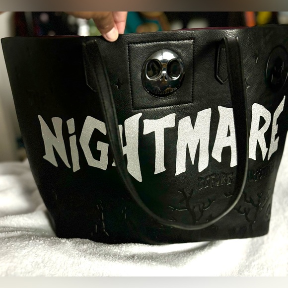 Tim Burton’s Nightmare Before Christmas tote bag. - Picture 11 of 11
